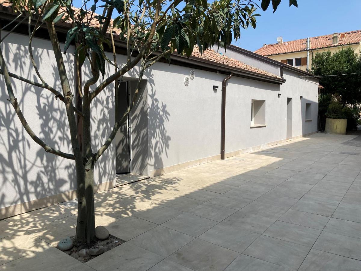Al Ruderino Hotel Comacchio Exterior photo